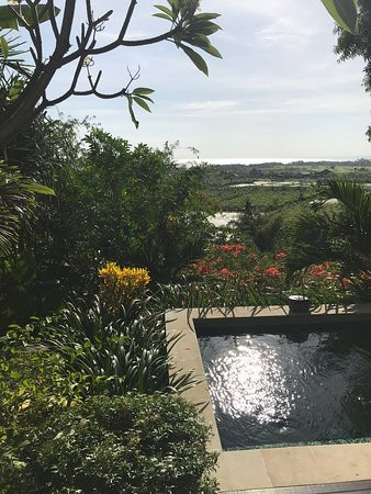 巴厘禅度假村主图