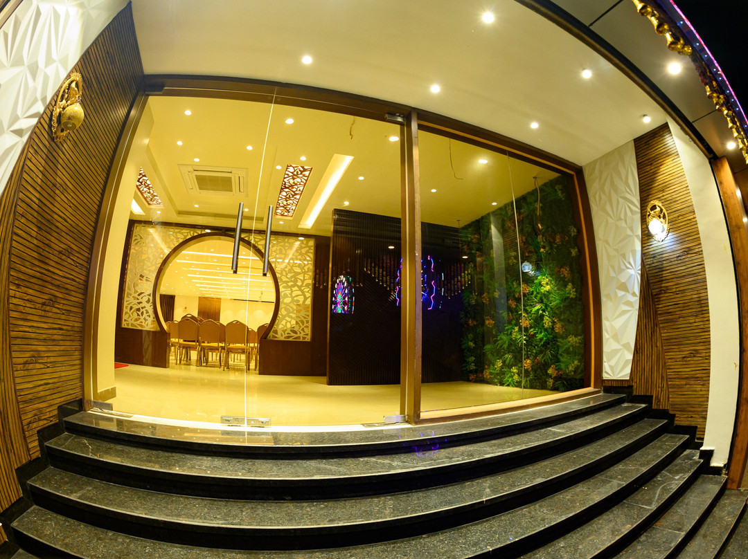 Srigandha Residency Vaccinated Staff主图