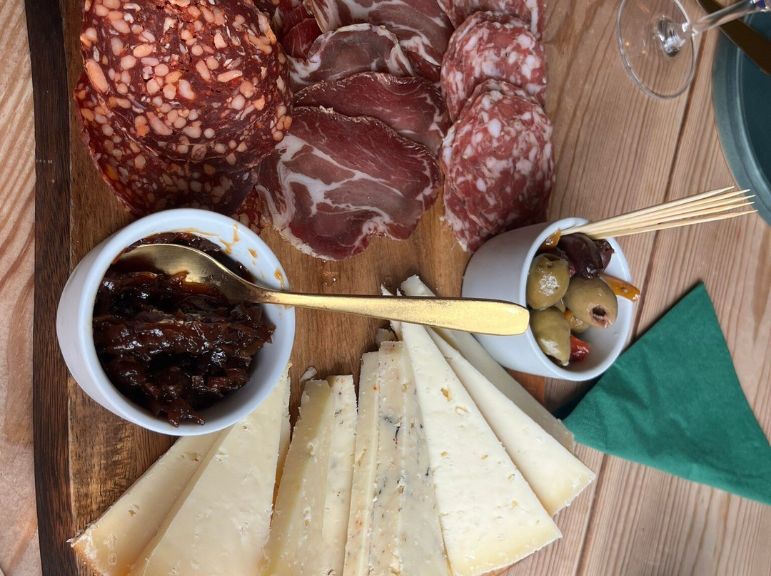 Penn Croft Vineyard and Winery Tour-Crondall必去景点