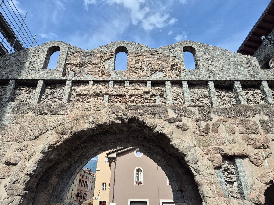 Porta Praetoria景点图片