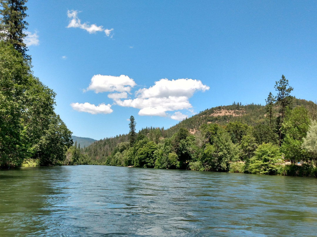 Raft the Rogue Raft Rentals-Shady Cove必去景点