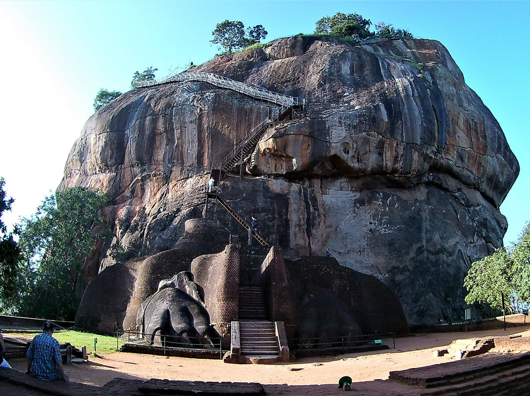 Nugadhenitours Sri Lanka Travels