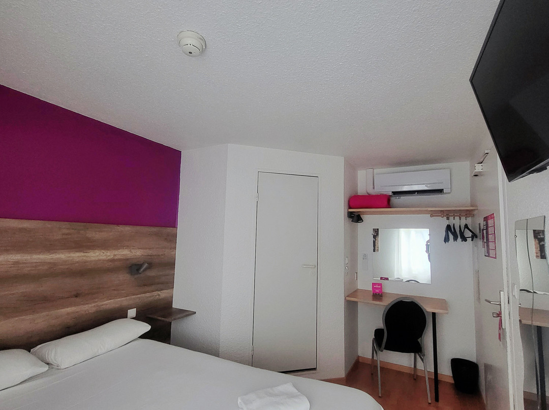 里摩日法斯特酒店主图