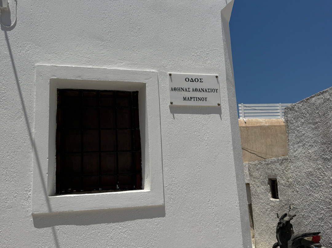 Venetian Castle of Santorini-阿克罗蒂里必去景点