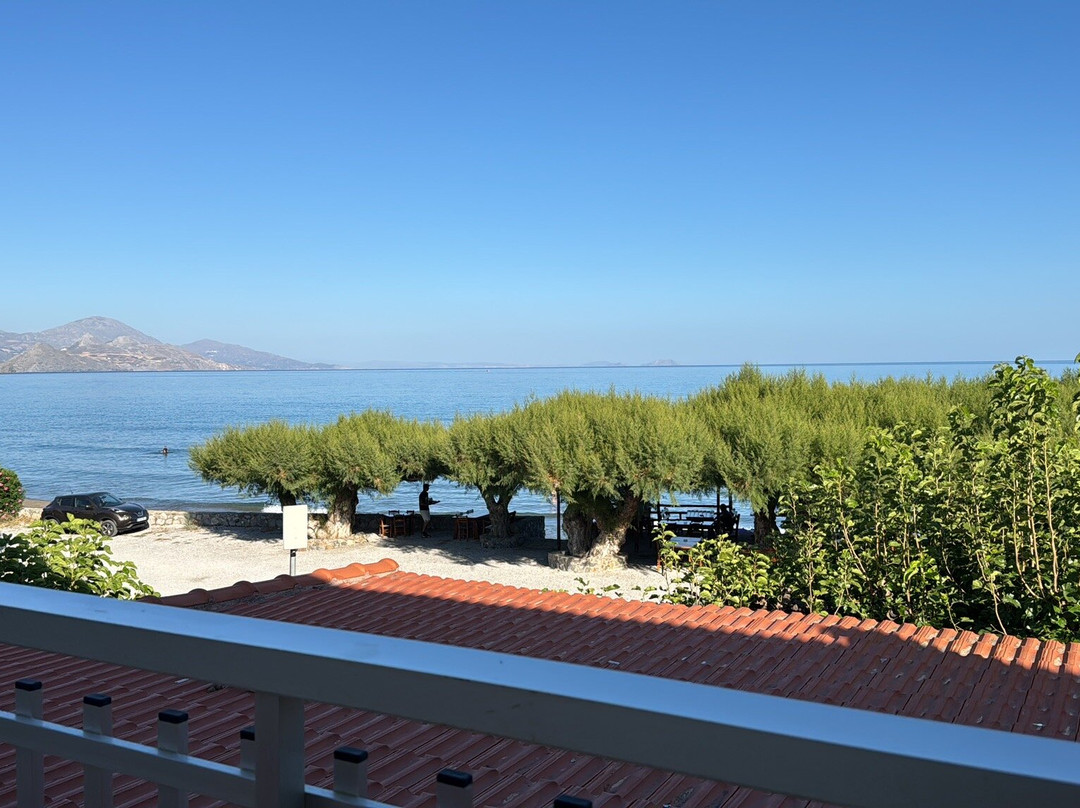 Nikos & Anna Rooms主图