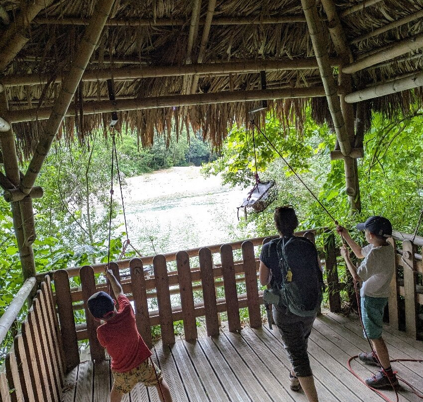 Le Chateau des Énigmes-Laas必去景点