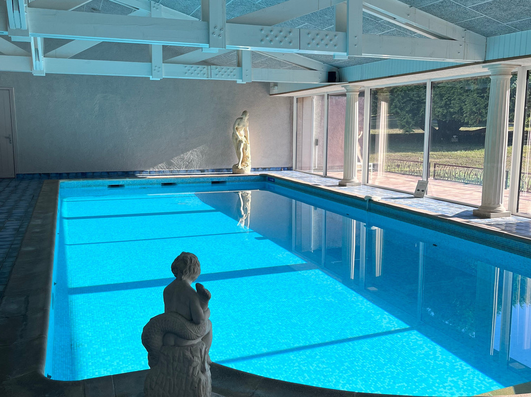 圣乔治森林驿站酒店主图