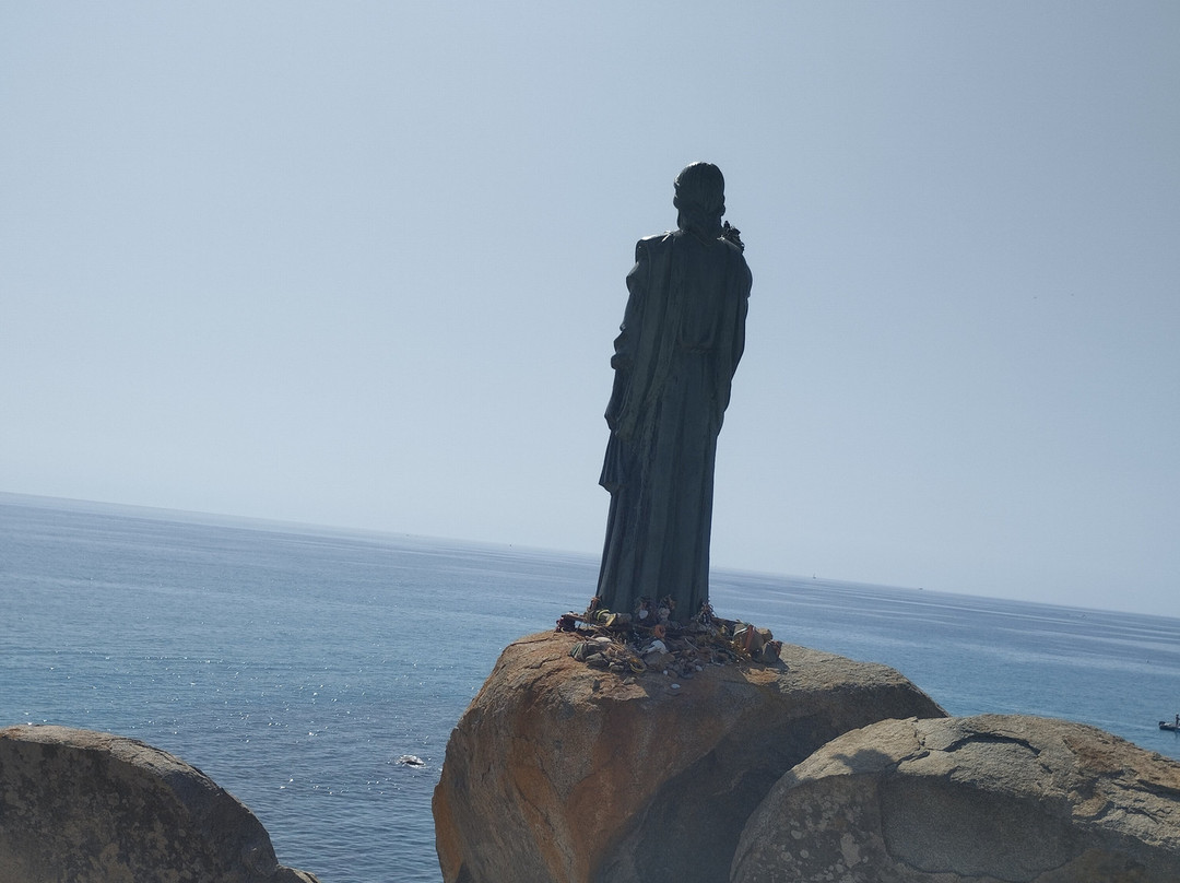 Spiaggia di Santa Giusta-Castiadas必去景点