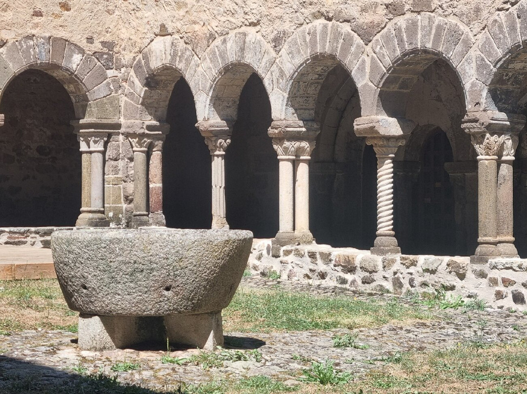 Abbaye de Lavaudieu-Lavaudieu必去景点
