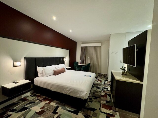 温德姆欧南珀斯酒店主图