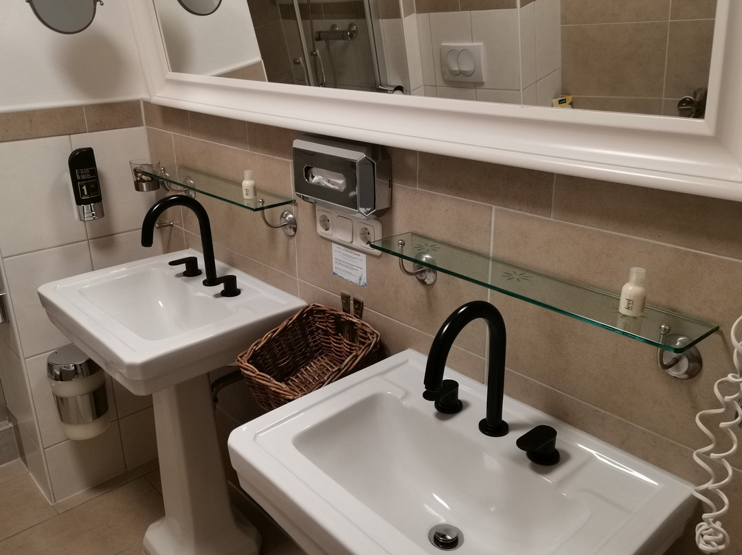 Hotel My Place - Airport, Business & Conference主图