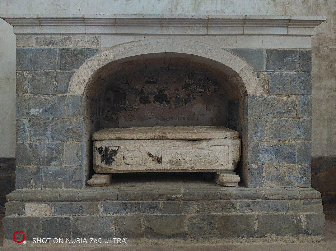 Real Monasterio de San Victorian-El Pueyo de Araguas必去景点