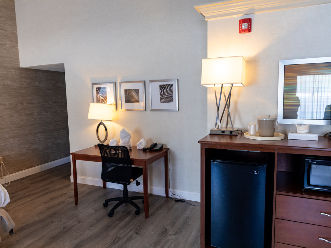 Iris Hotel-Cape Cod- Falmouth主图