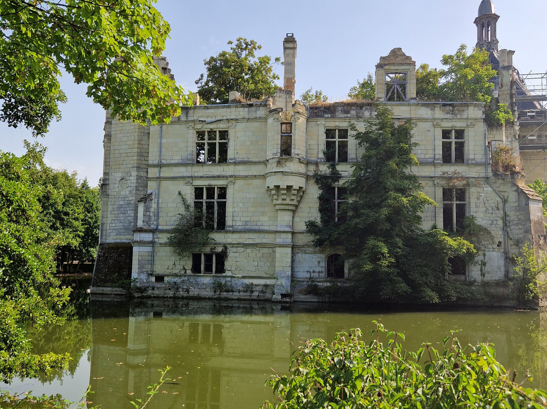 Château de la Mothe Chandeniers-Les Trois-Moutiers必去景点