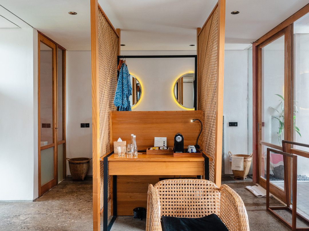 Shore Amora Canggu主图