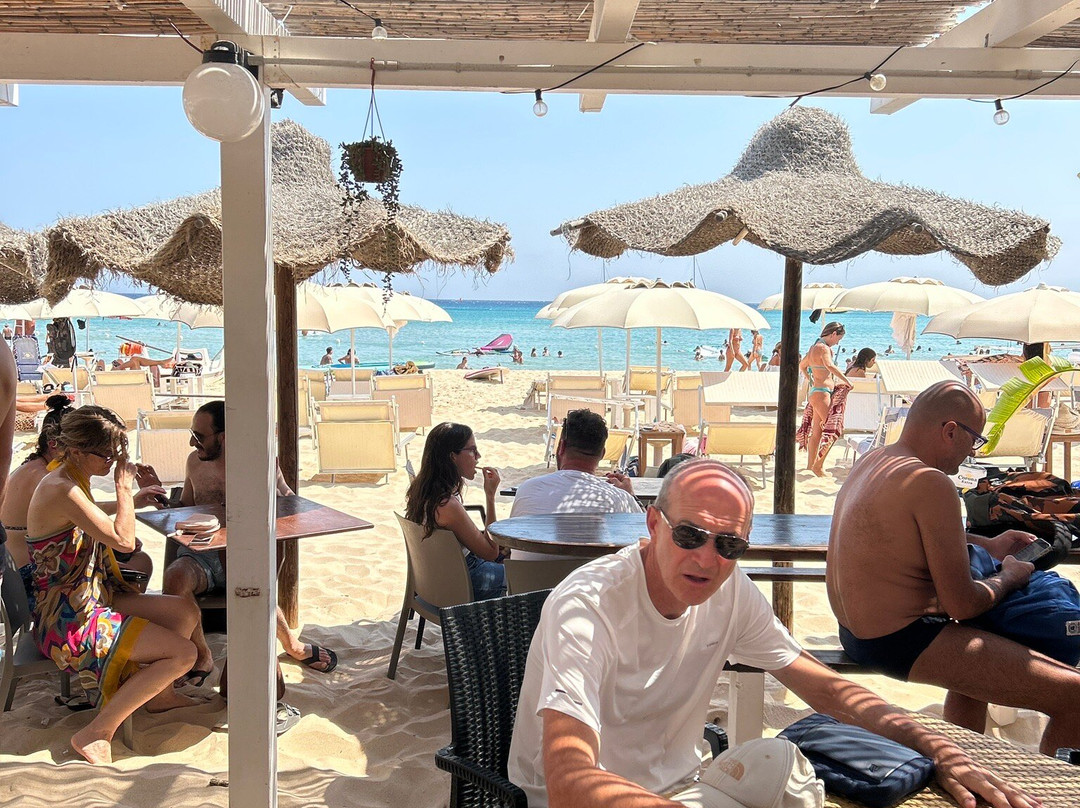 Beach Club Su Giudeu-Domus de Maria必去景点