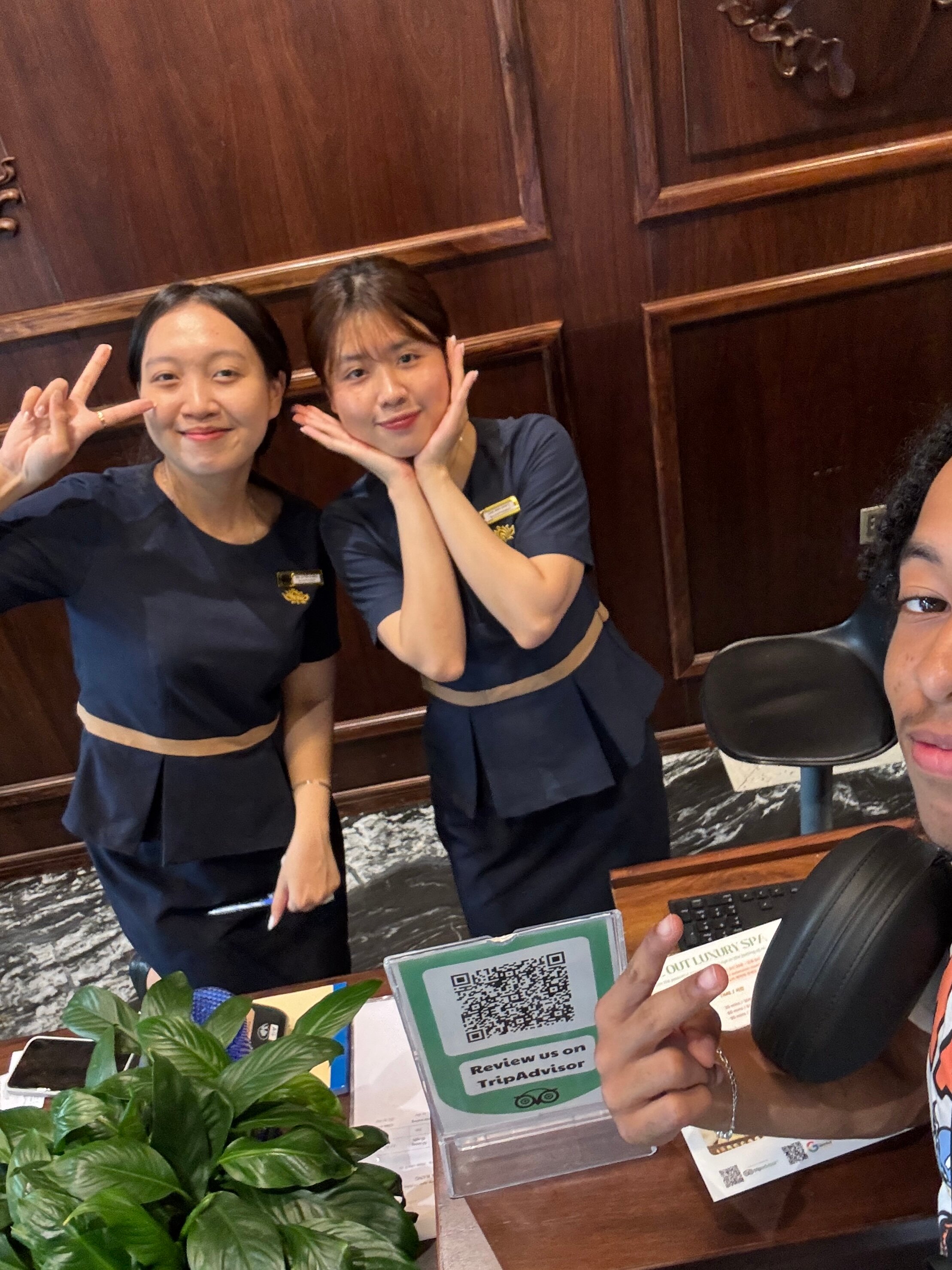 Golden Lotus Luxury Hotel-浴室