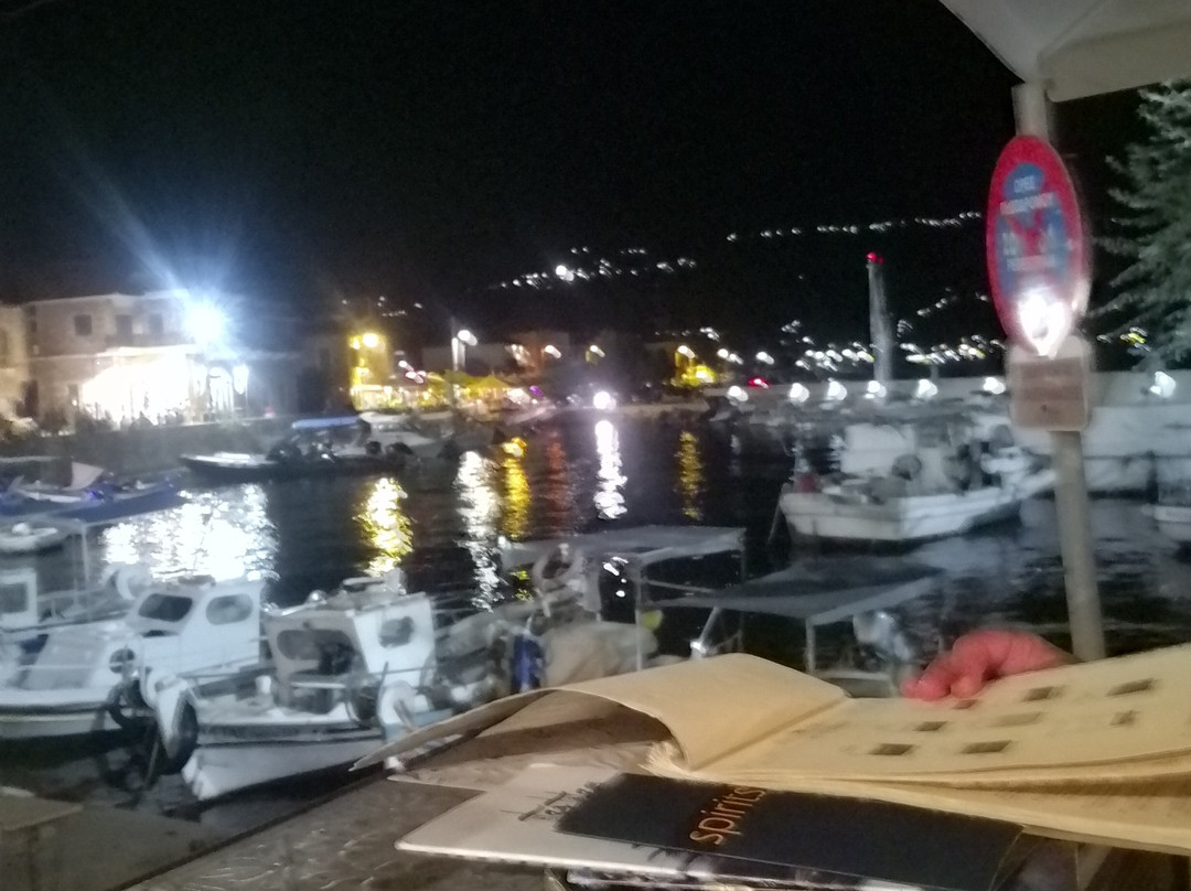 Litsa Apartments主图