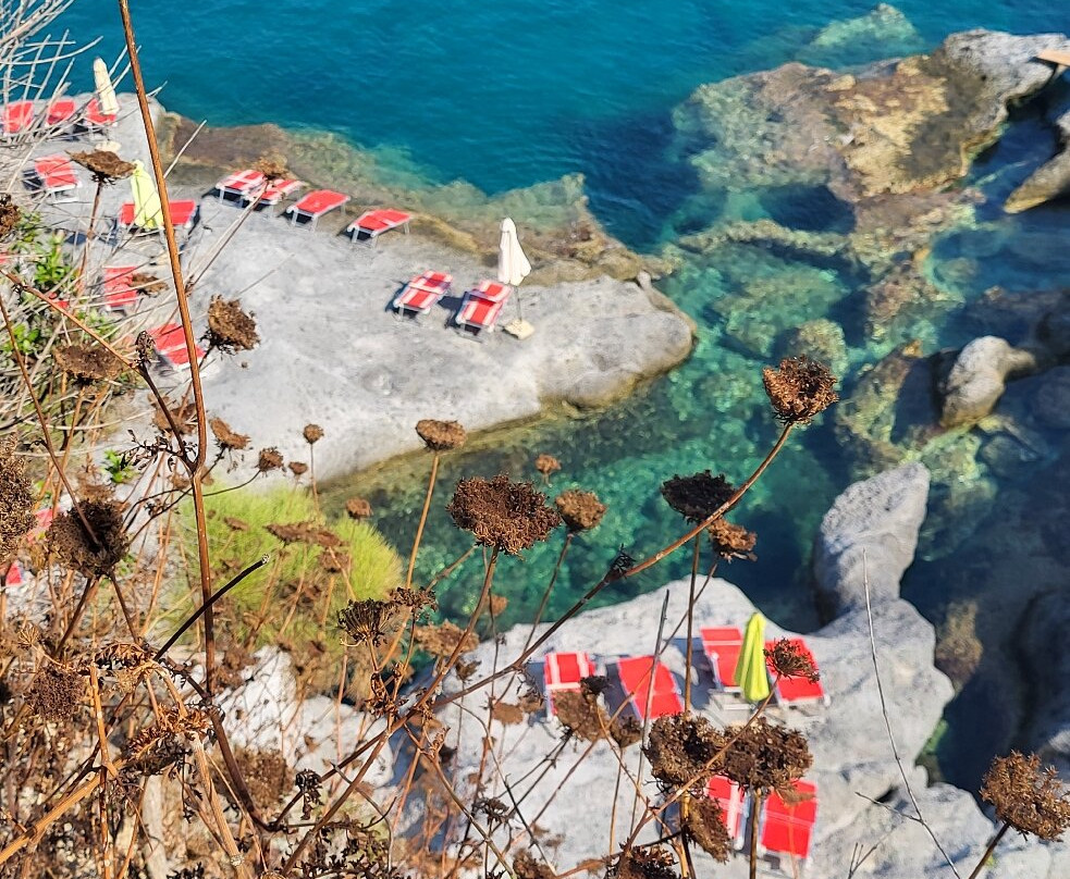 欧滕西亚酒店主图