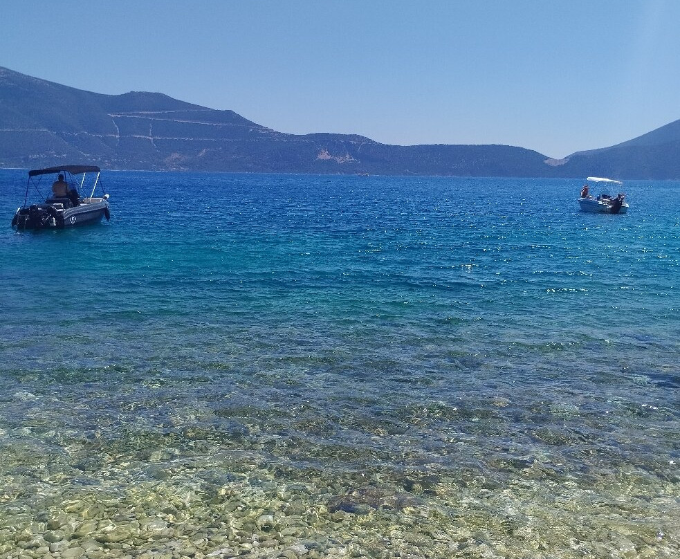 Chorgota Beach-凯法利尼亚岛必去景点