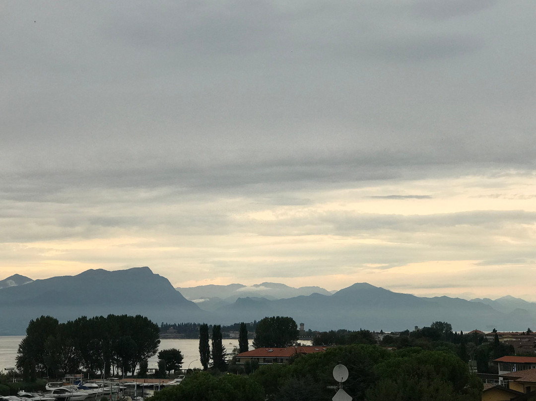 Centro Storico Sirmione-锡尔苗内必去景点