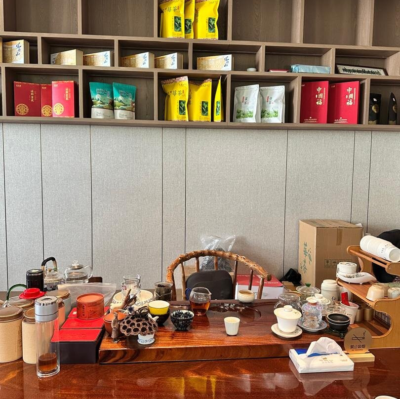 Zhangjiajie Four Seasons Riverside Lai Resort