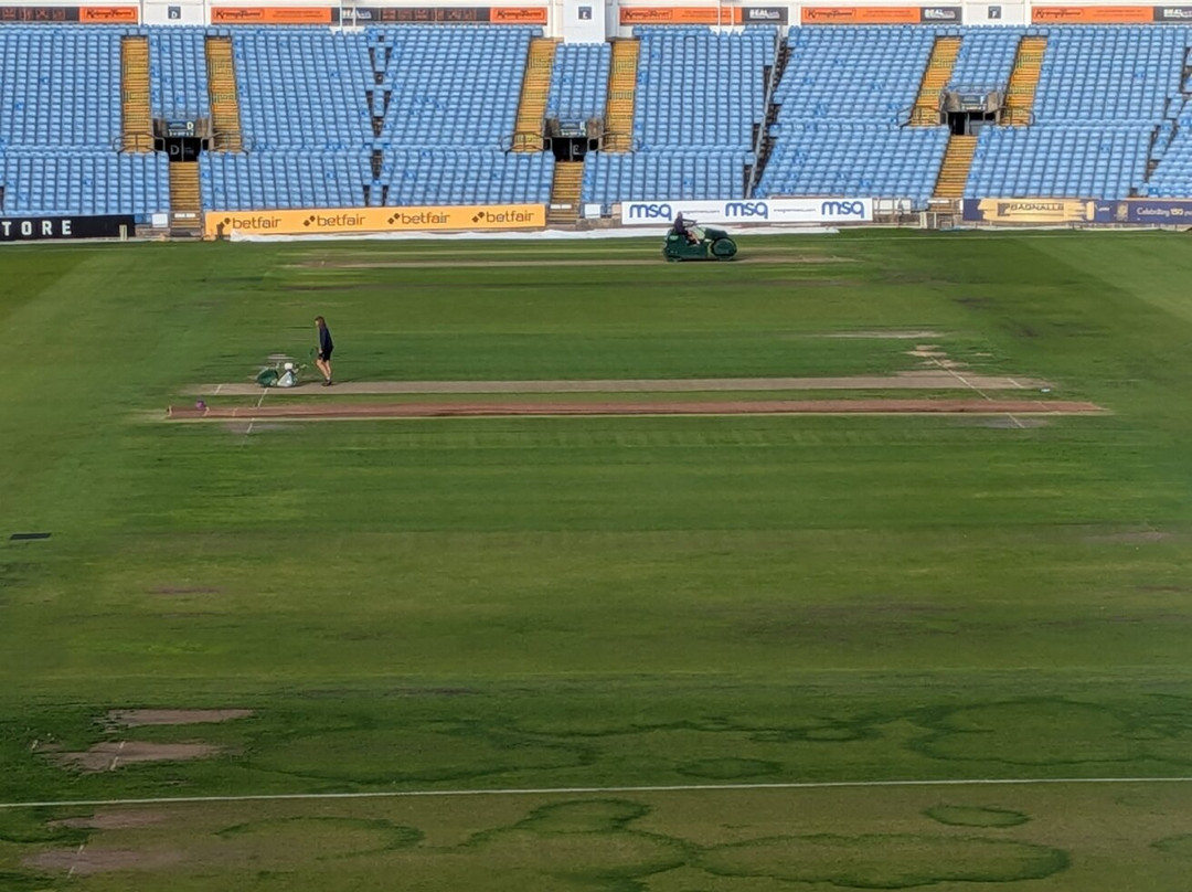 海丁利旅馆主图