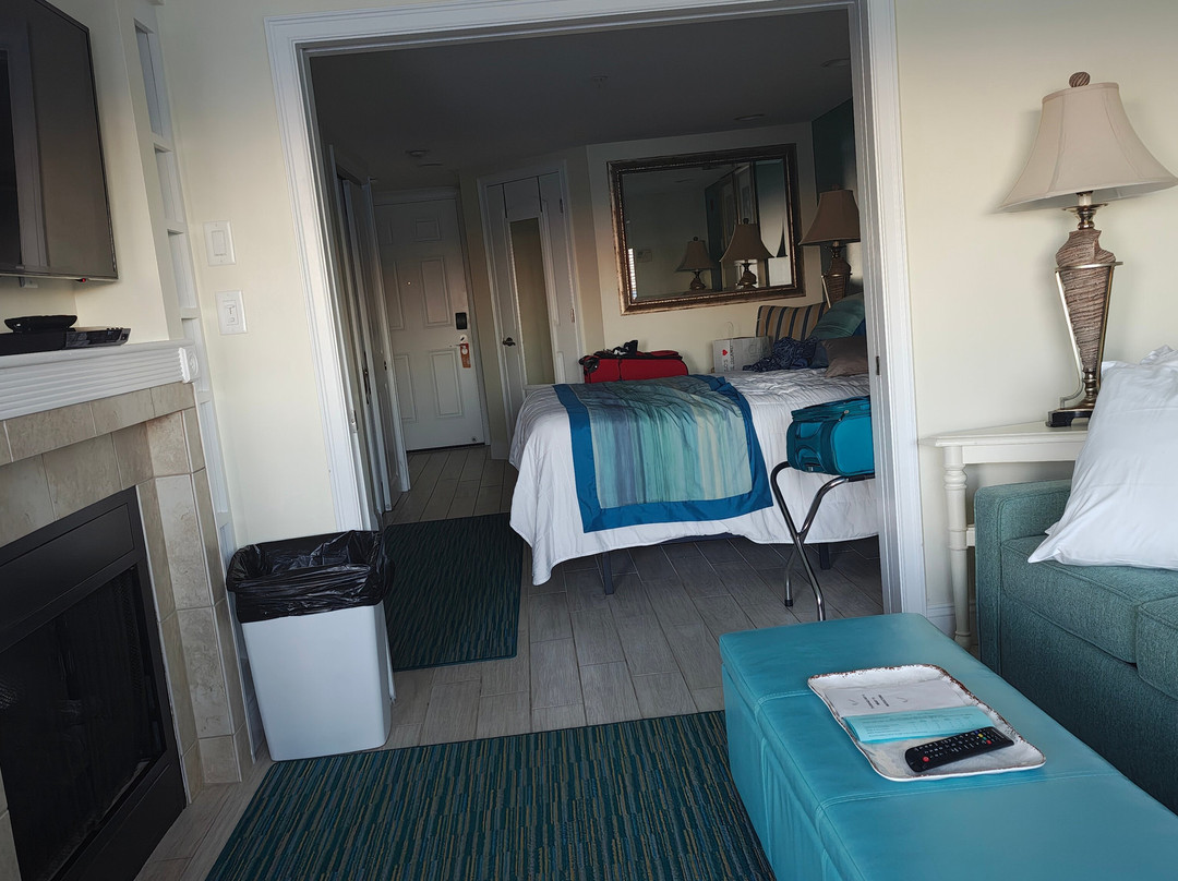 Ocean Club on Smuggler's Beach主图