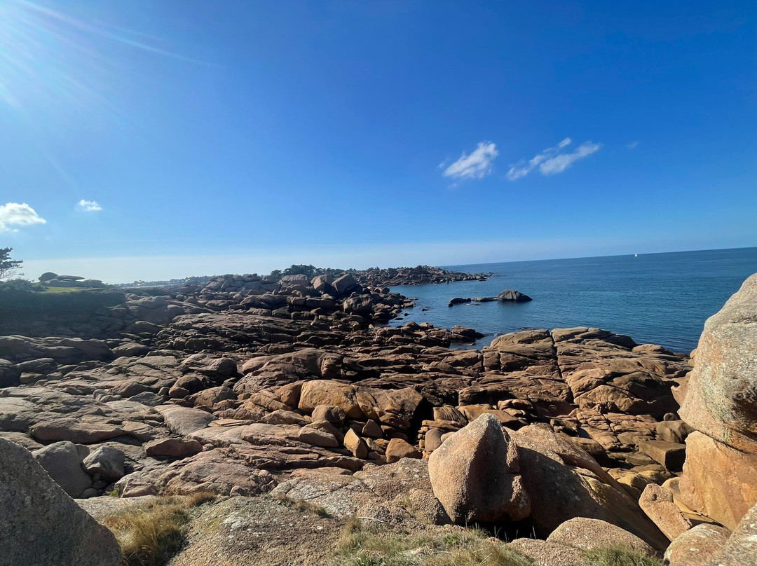 Ploumanac'h LIghthouse-Ploumanac'h必去景点