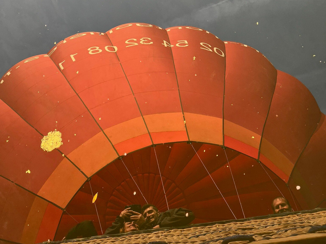 Art Montgolfieres-Saint-Georges-sur-Cher必去景点