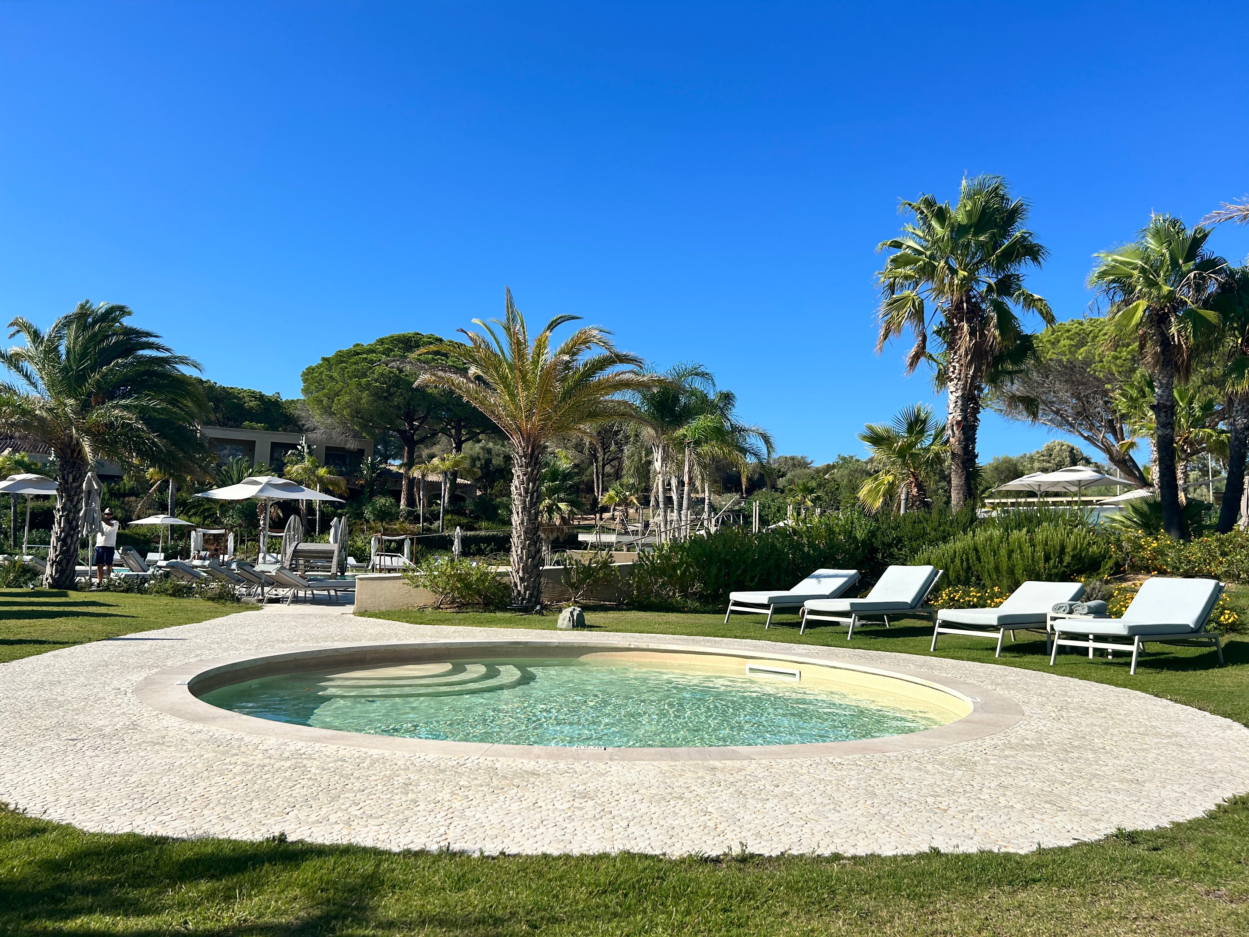 7Pines Resort Sardinia-泳池