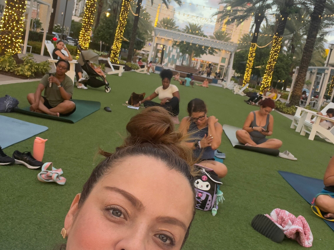 Dania Pointe-达尼亚滩必去景点