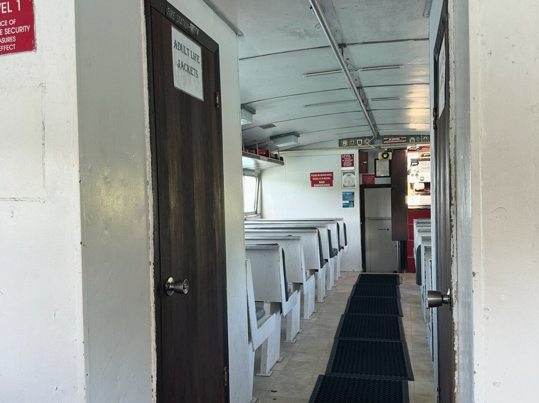 Inter Island Boat Service-克鲁兹湾必去景点