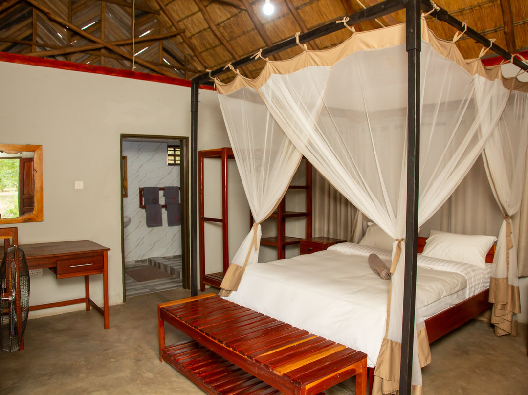 Oxpecker Safari Lodge