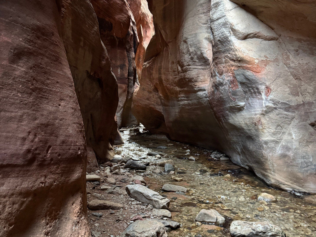 Kanarra Falls-Kanarraville必去景点
