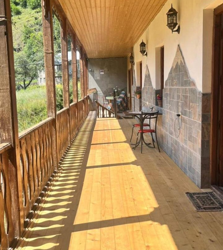 T&t Guest House