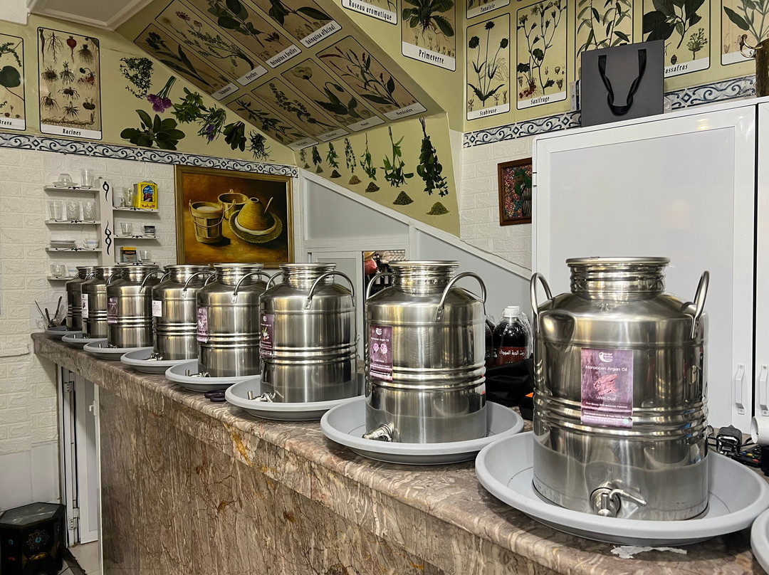 Herbal Medina Center-丹吉尔必去景点