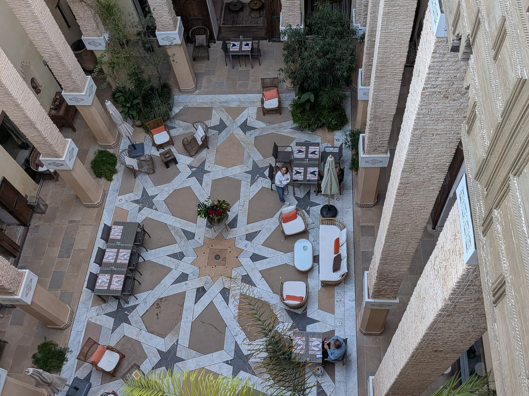 卡拉旺摩洛哥传统庭院旅馆主图