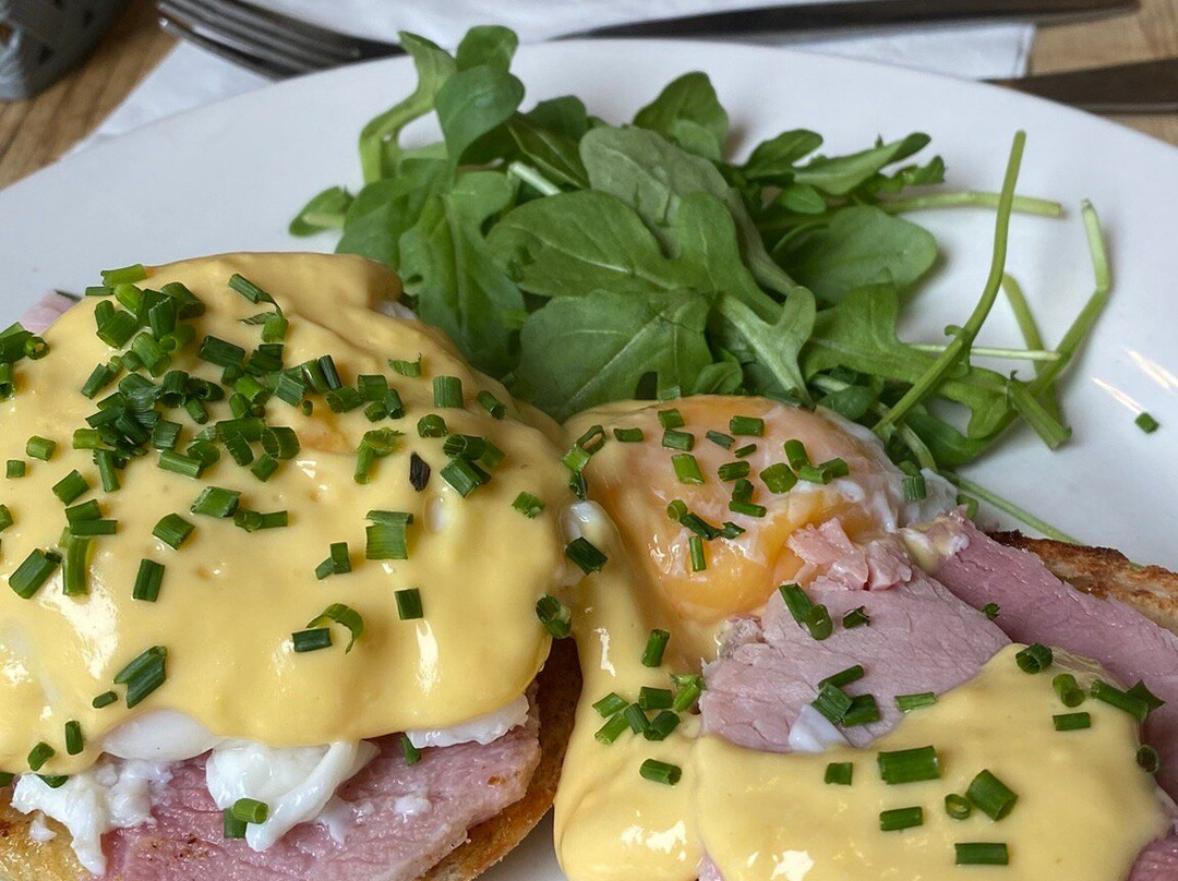 Polly's Cafe And Tearoom