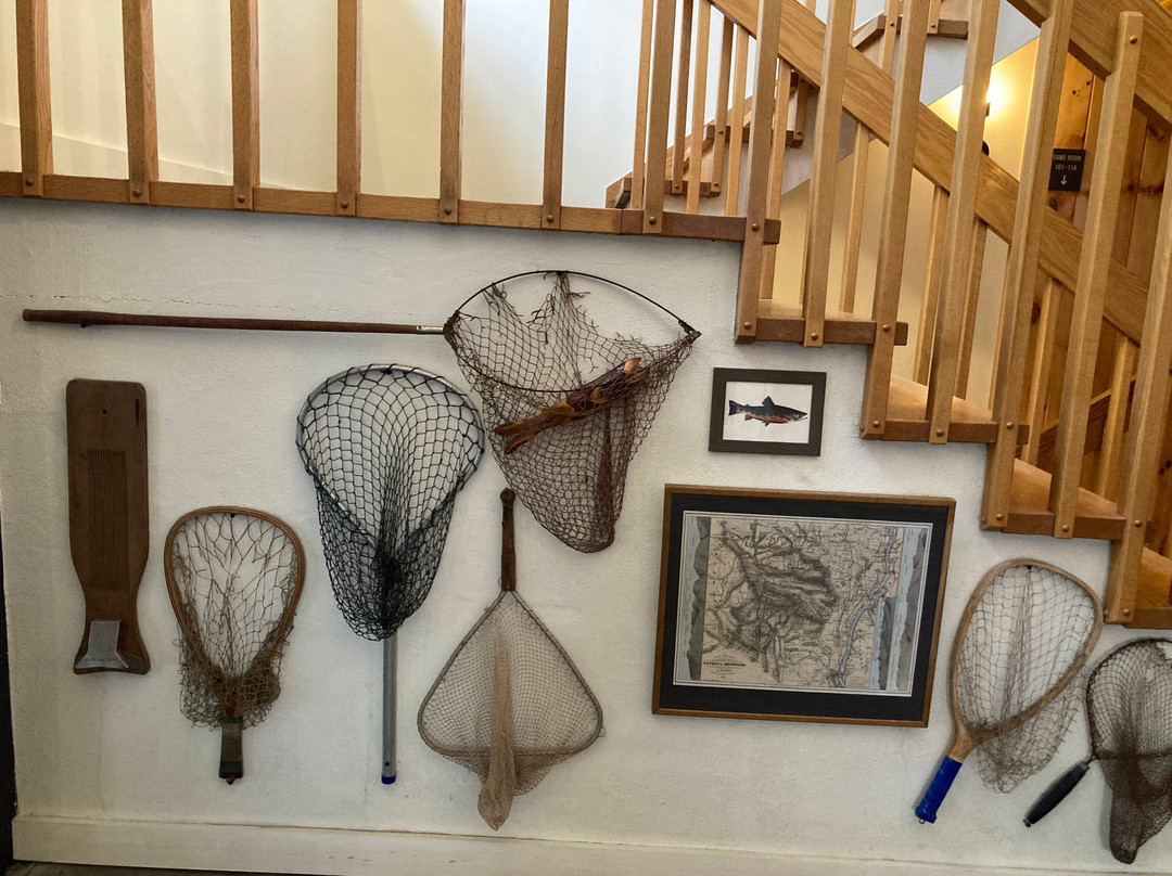 Hunter Lodge, a Bluebird by Lark主图