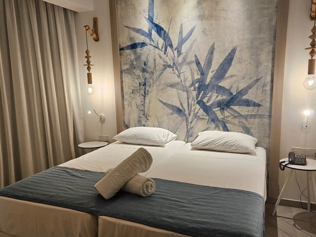 Louis Infinity Blu主图