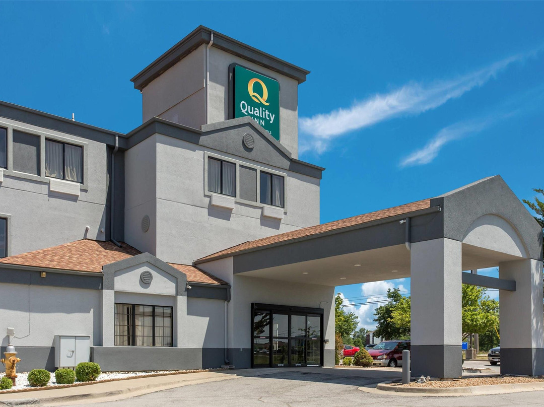 Quality Inn Lees Summit - Kansas City