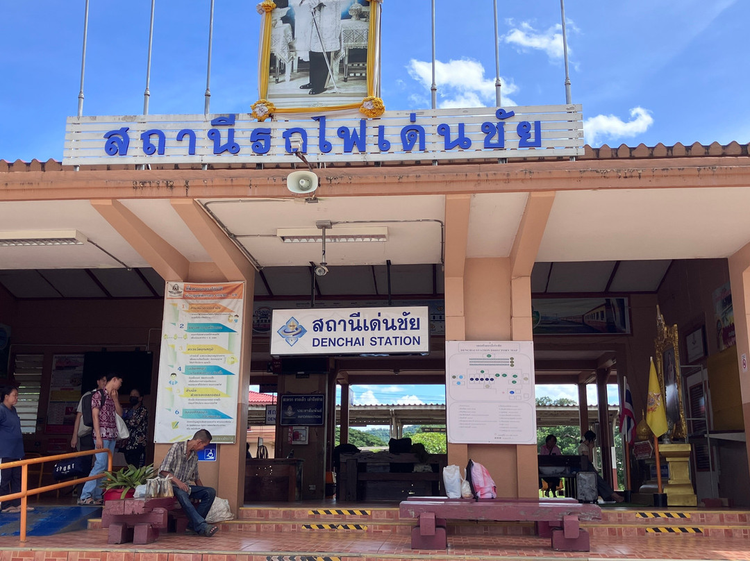 Den Chai Railway Station