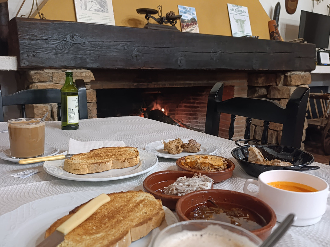 洛斯蒙特洛斯农庄酒店主图