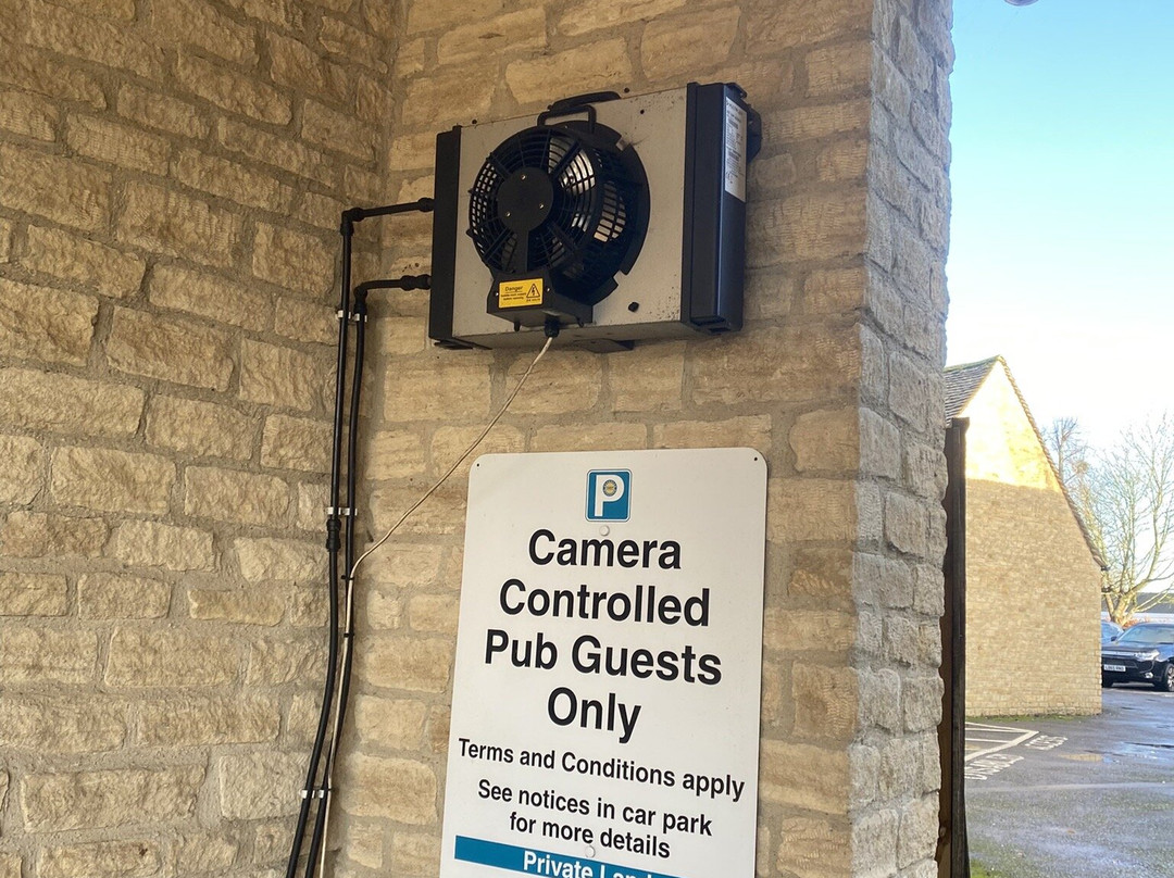 The Chequers Inn主图