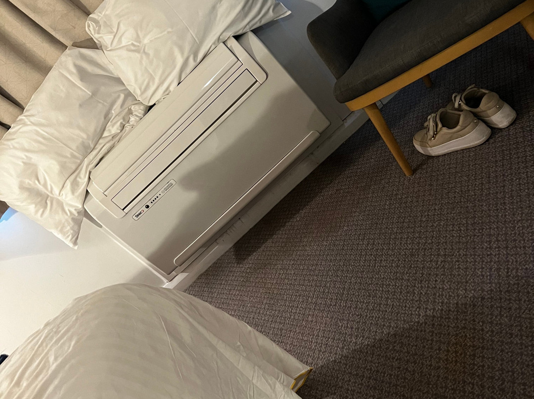 假日北安普敦酒店主图