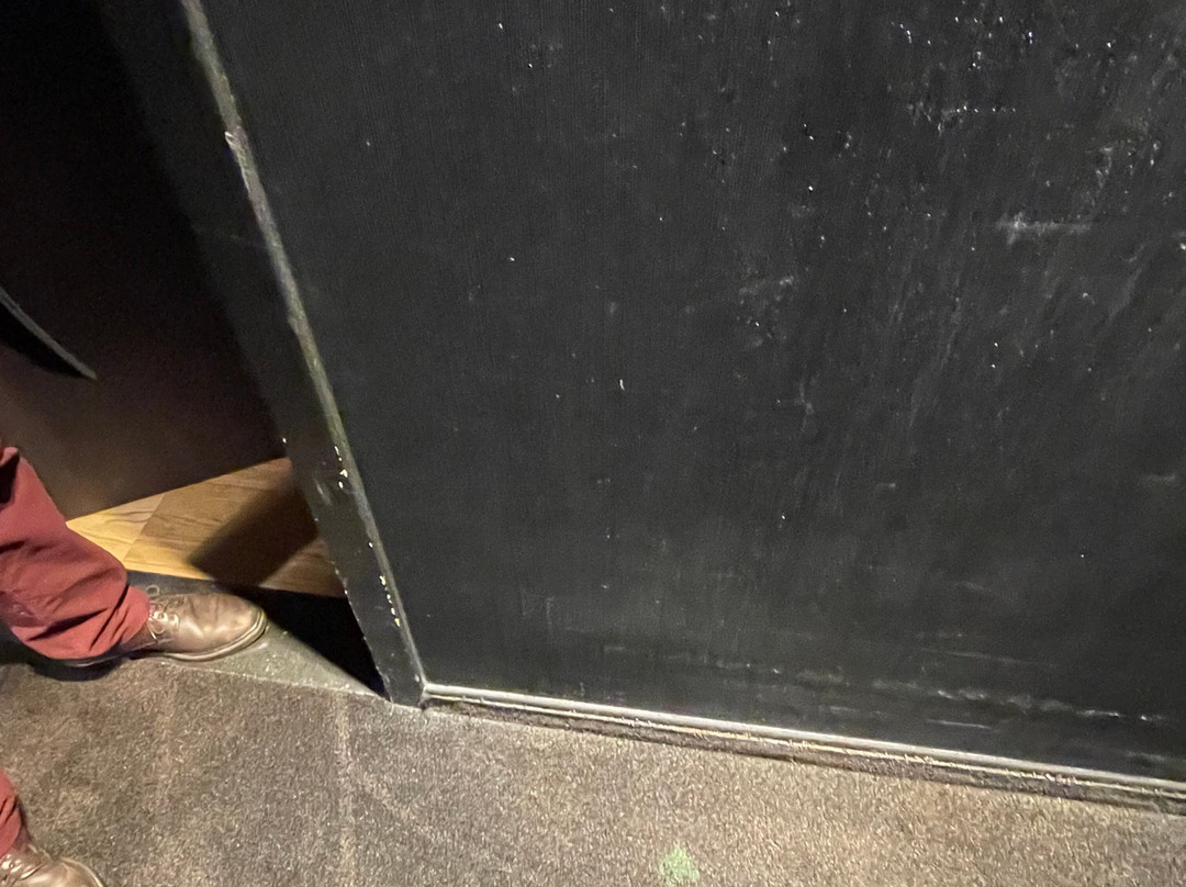 The Royal Snail Hotel主图