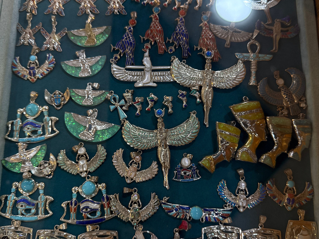 Golden Bird Bazaar-吉萨必去景点