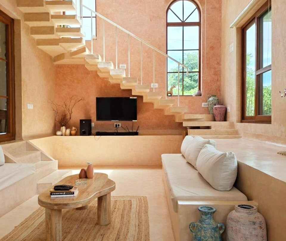 Tuscan Breeze, Nandi Hills