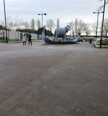 Edward's Elephant-Kirkby必去景点